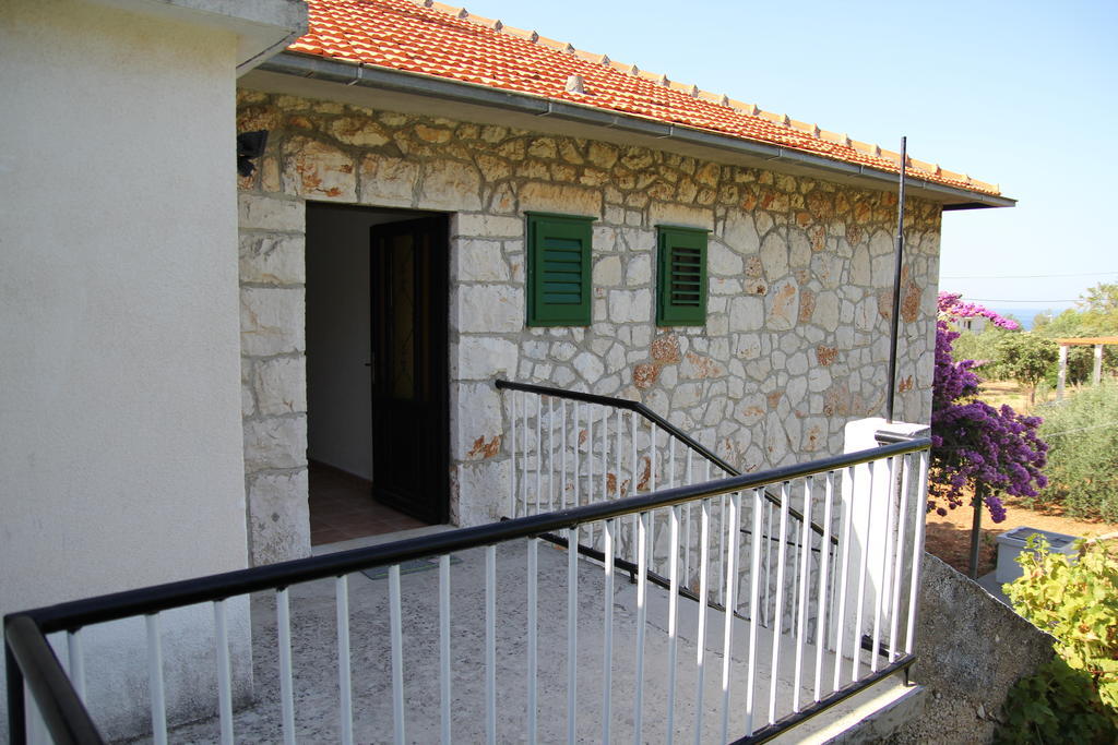 זבלה Apartments And Rooms Batos מראה חיצוני תמונה